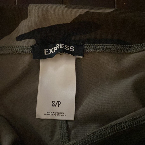 Express Leggings. Size S/P. Perfect condition. Like new - Picture 4 of 6